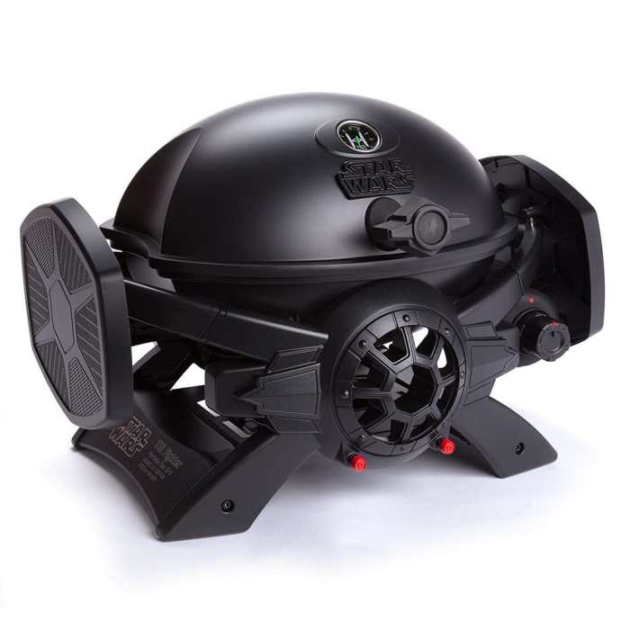 Star-Wars-TIE-Fighter-Grill-1