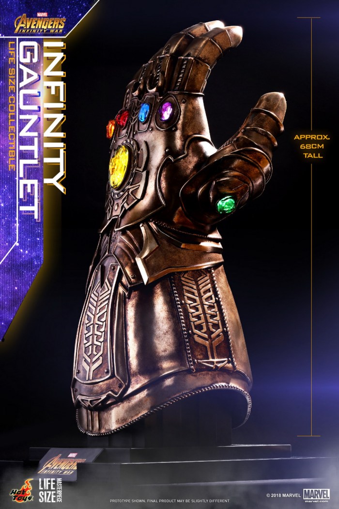 hot-toys-infinity-gauntlet-replica-02