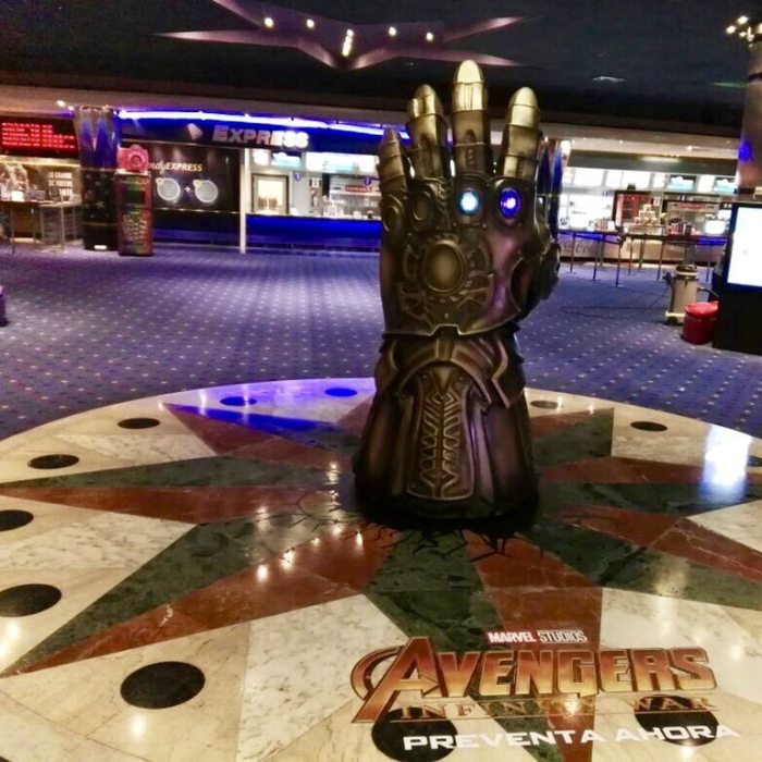 manopla-do-infinito-gerra-infitina-display