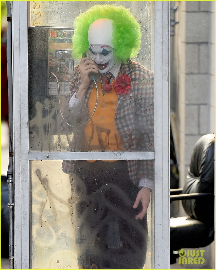 joaquin-phoenix-full-makeup-filming-the-joker-03